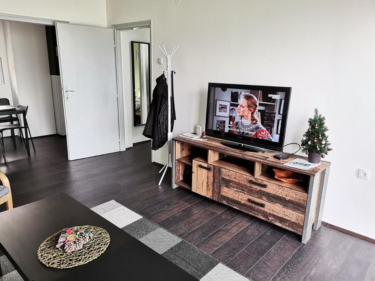 דונג'י מלינובאץ' Apartman Terassa מראה חיצוני תמונה