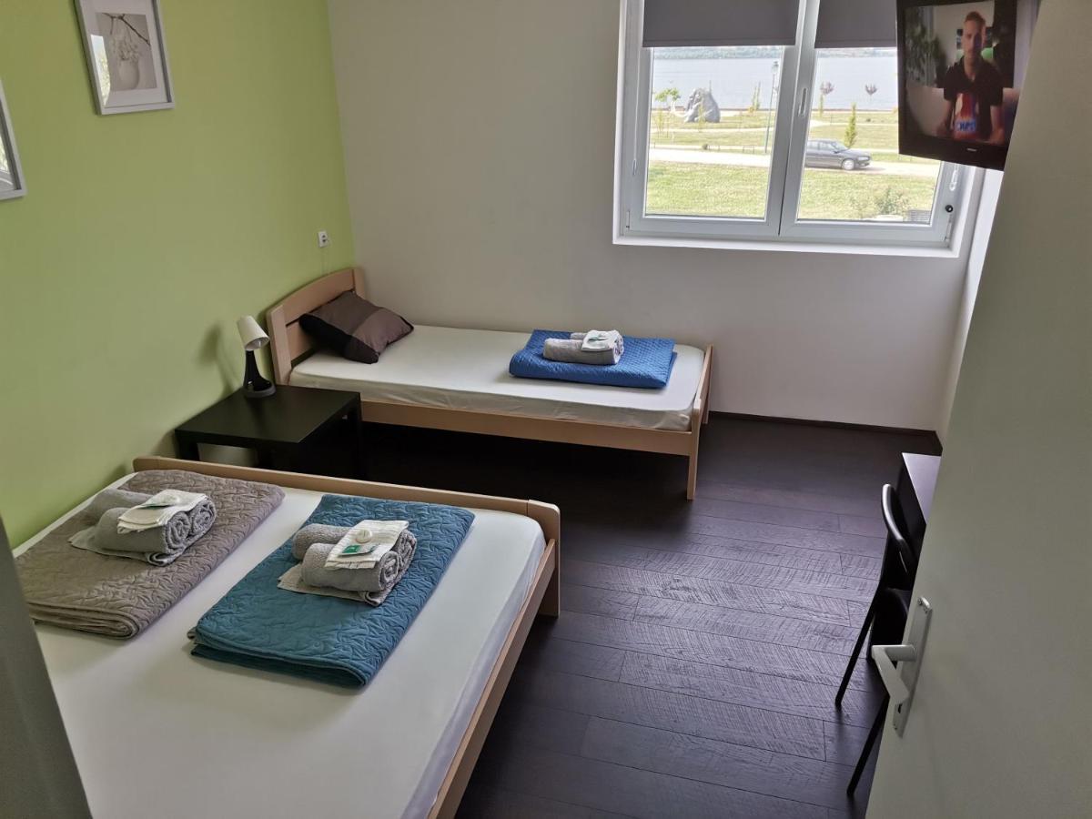 דונג'י מלינובאץ' Apartman Terassa מראה חיצוני תמונה