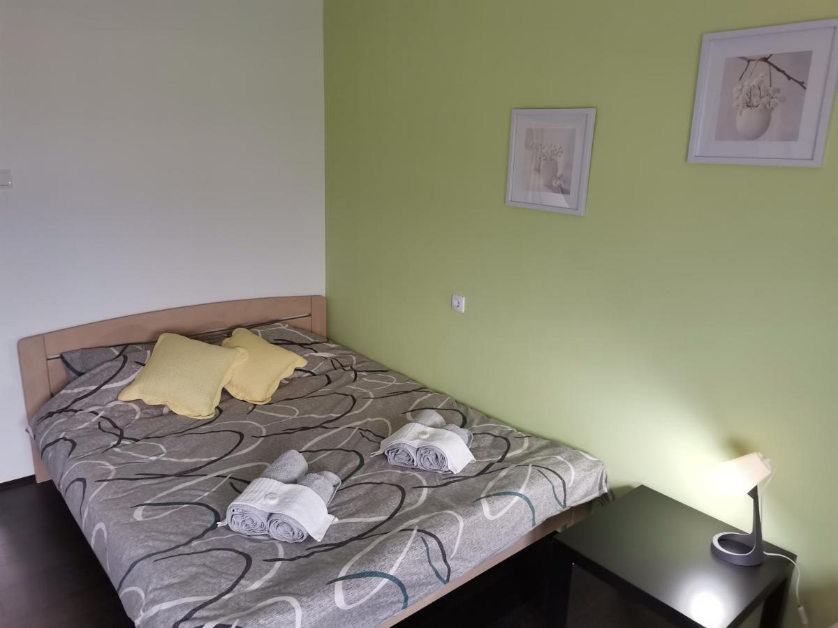 דונג'י מלינובאץ' Apartman Terassa מראה חיצוני תמונה