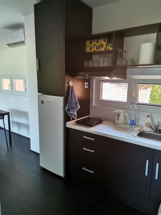 דונג'י מלינובאץ' Apartman Terassa מראה חיצוני תמונה